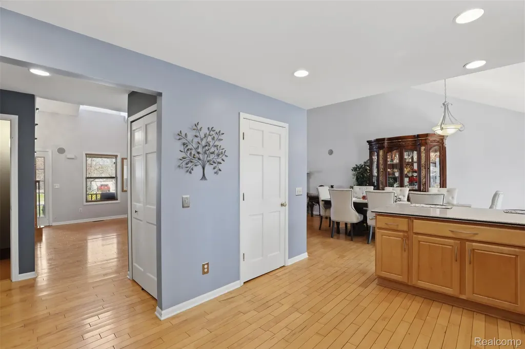 54638 Beacon Cove Circle New Baltimore City MI 48047