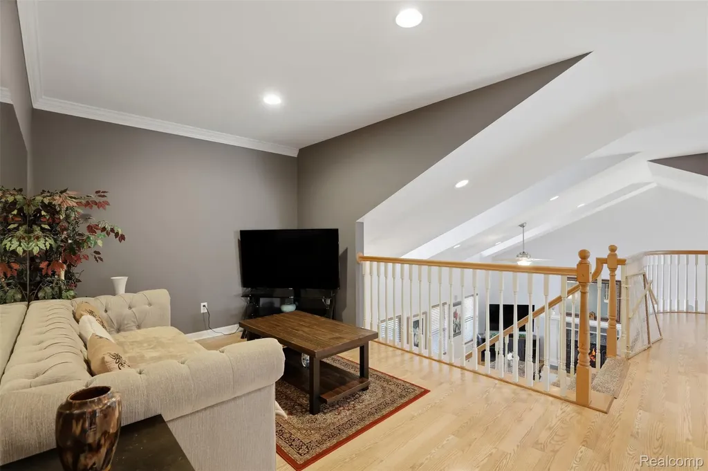 54638 Beacon Cove Circle New Baltimore City MI 48047