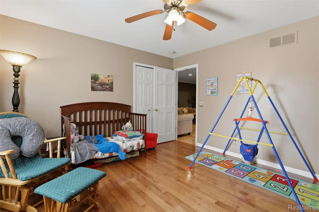 54638 Beacon Cove Circle New Baltimore City MI 48047