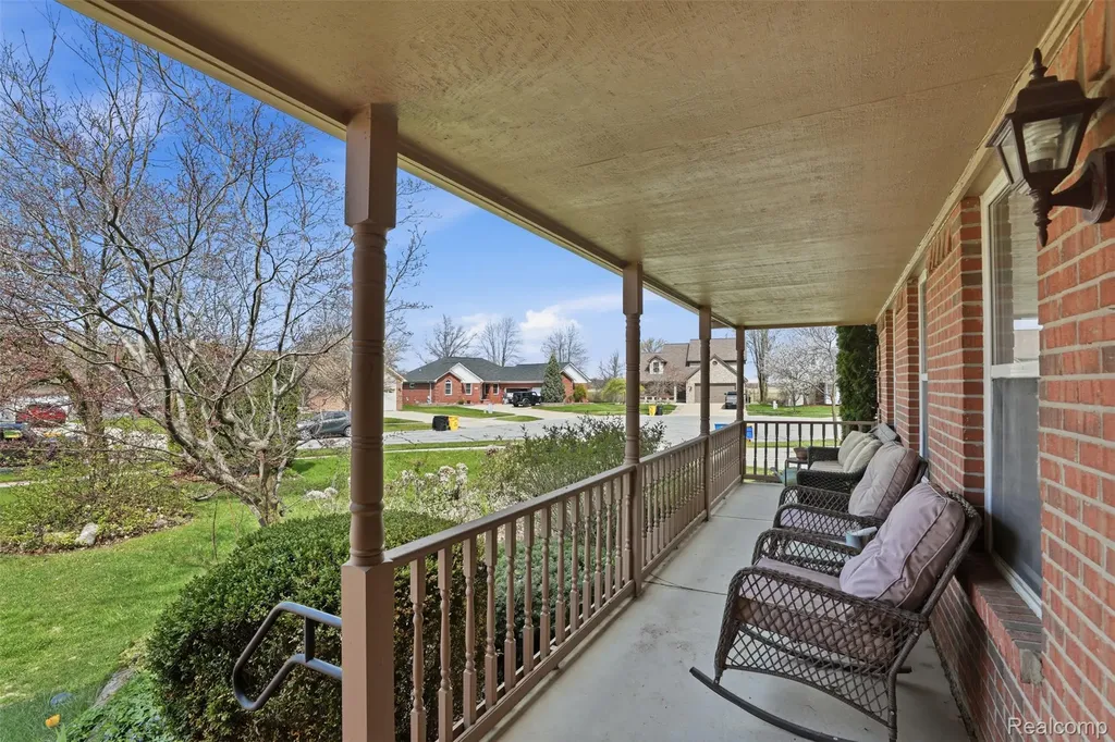 54638 Beacon Cove Circle New Baltimore City MI 48047