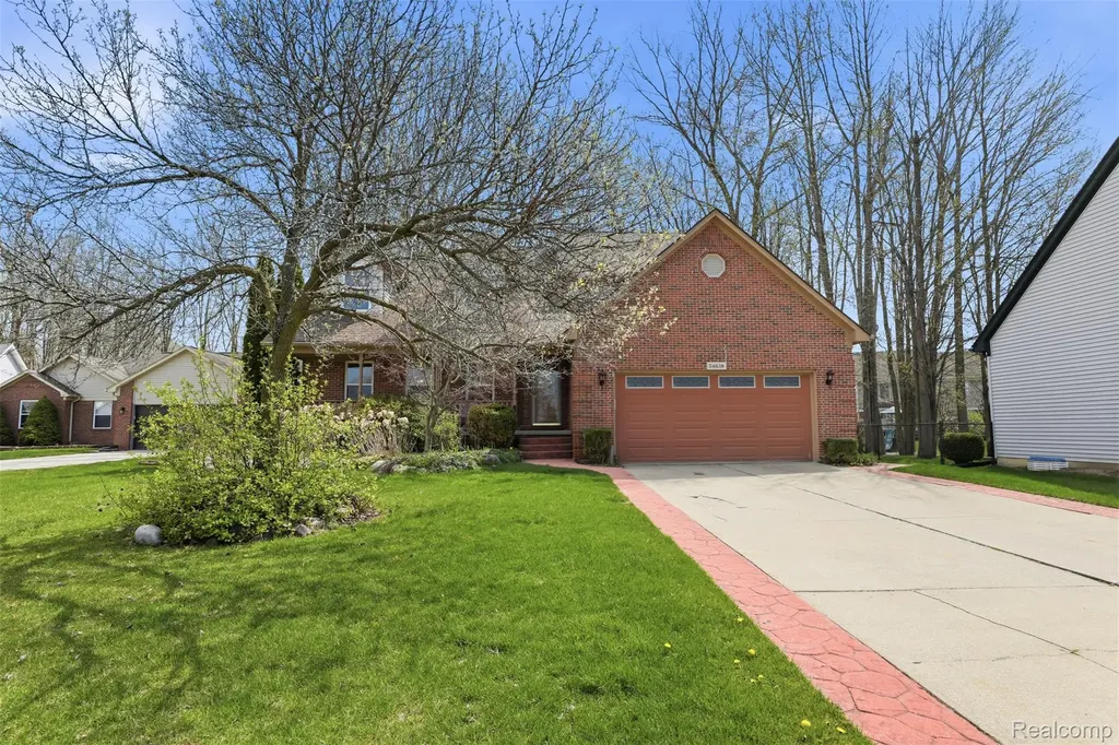 54638 Beacon Cove Circle New Baltimore City MI 48047