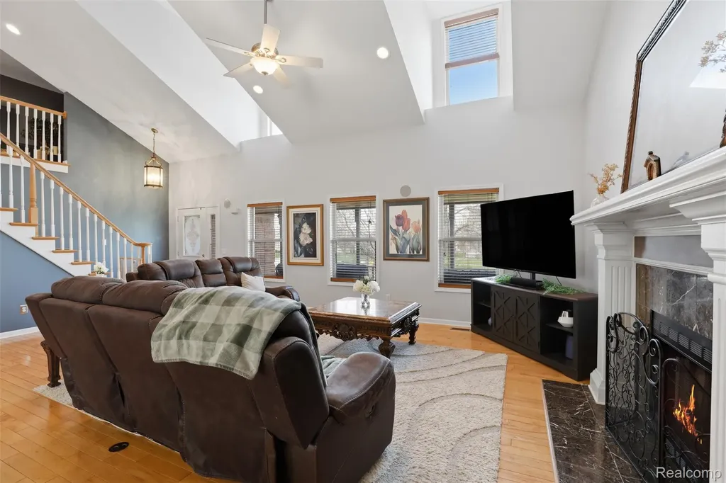 54638 Beacon Cove Circle New Baltimore City MI 48047