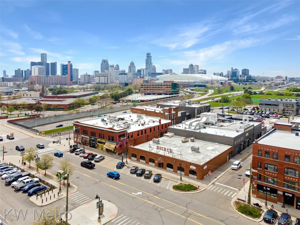 2489 Russell Street Detroit City MI 48207