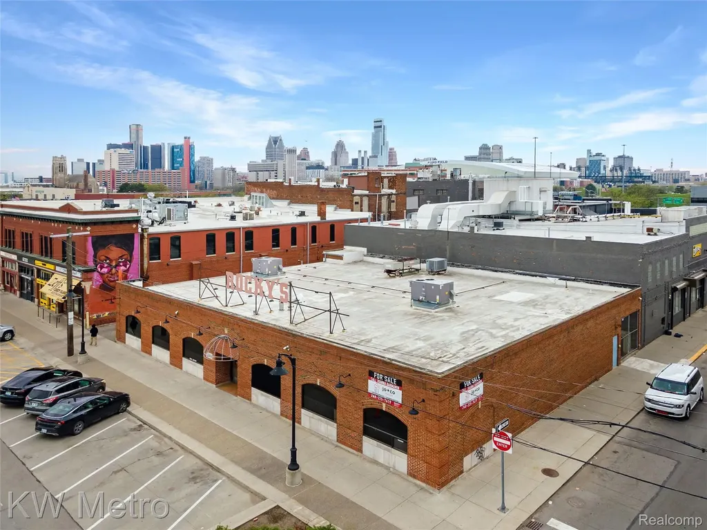 2489 Russell Street Detroit City MI 48207
