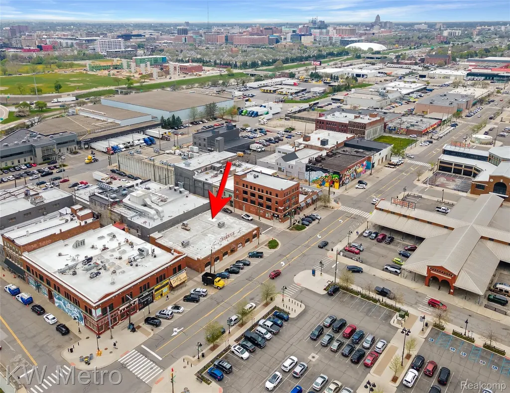 2489 Russell Street Detroit City MI 48207