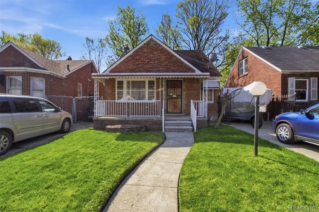 12566 Maiden Street Detroit City MI 48213