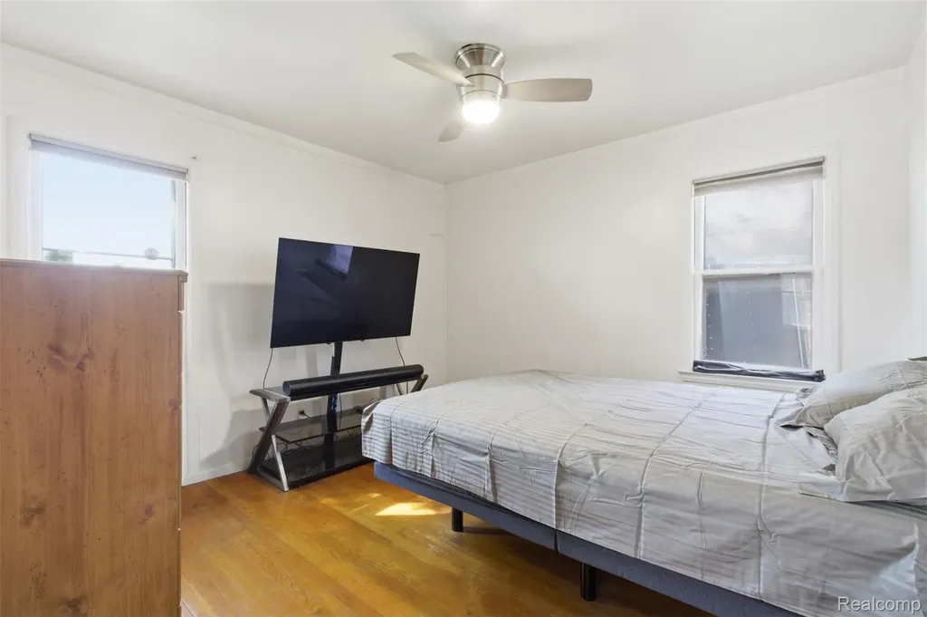 12566 Maiden Street Detroit City MI 48213
