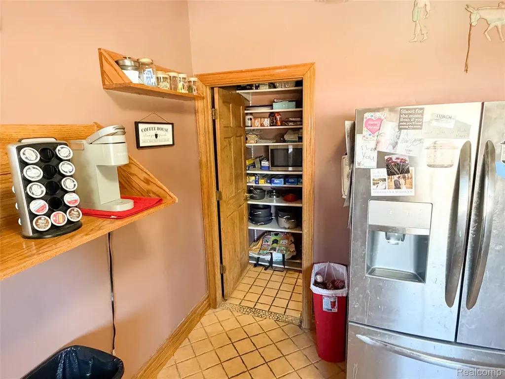 703 Saint John Street Wyandotte City MI 48192