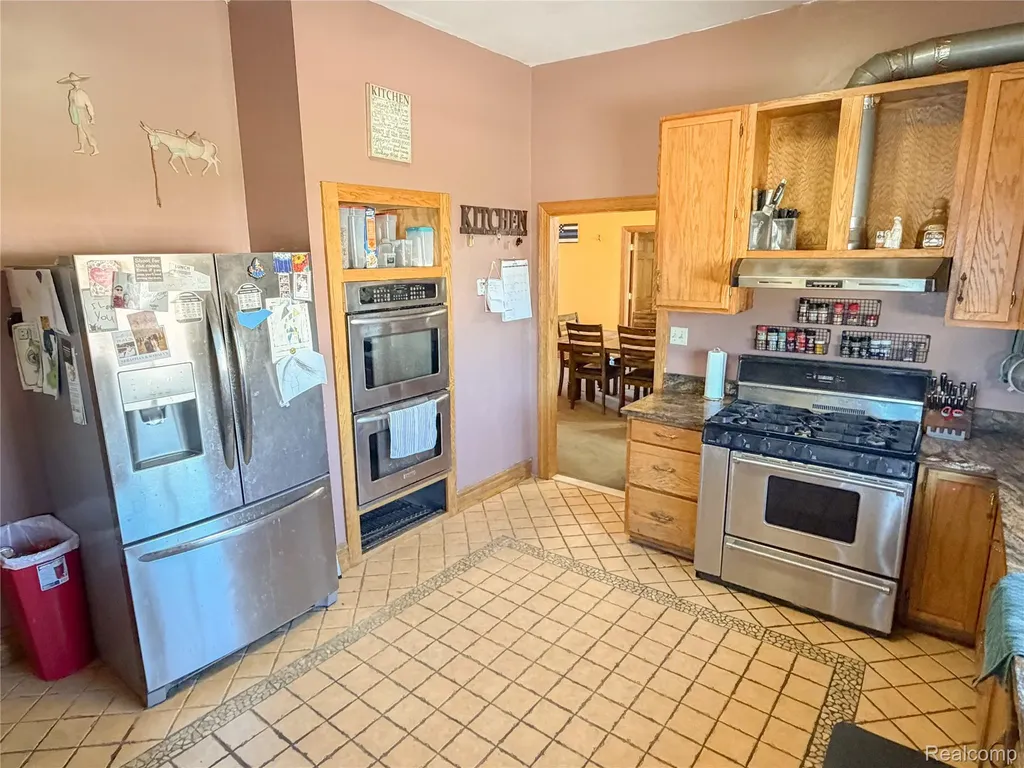 703 Saint John Street Wyandotte City MI 48192