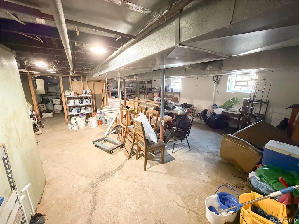 703 Saint John Street Wyandotte City MI 48192