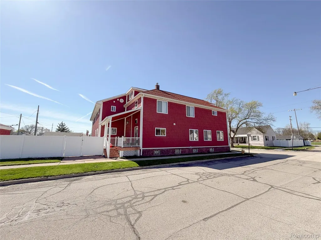 703 Saint John Street Wyandotte City MI 48192