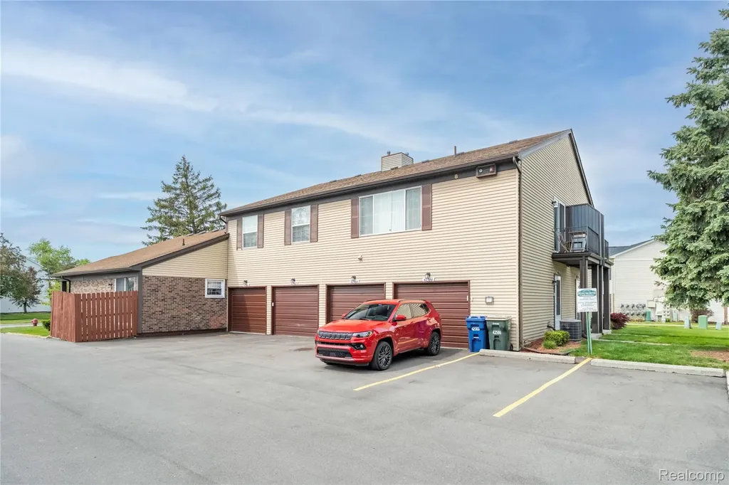 42564 Saratoga Road Canton Charter Township MI 48187