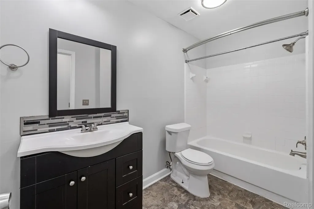 42564 Saratoga Road Canton Charter Township MI 48187
