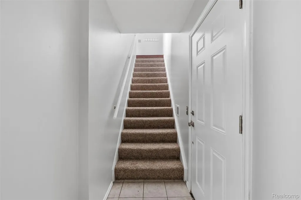 42564 Saratoga Road Canton Charter Township MI 48187