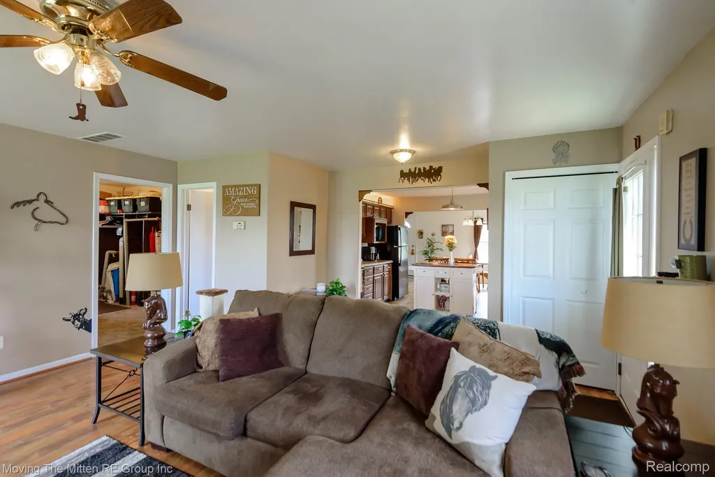 9260 Pitman Road Augusta Charter Township MI 48197