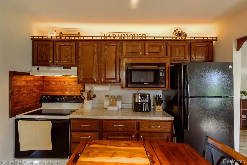 9260 Pitman Road Augusta Charter Township MI 48197