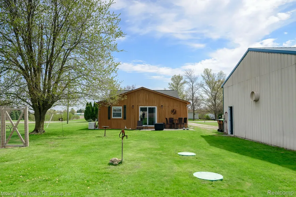 9260 Pitman Road Augusta Charter Township MI 48197
