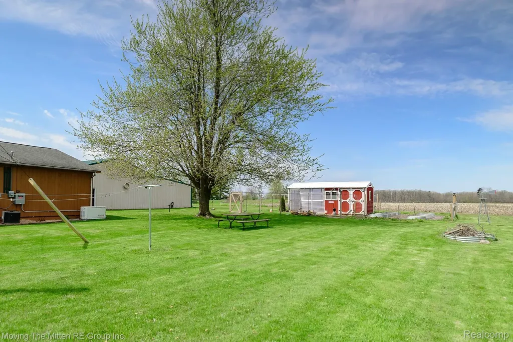 9260 Pitman Road Augusta Charter Township MI 48197
