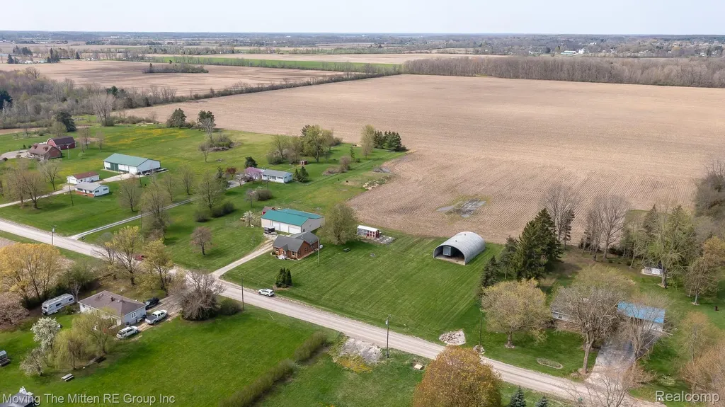 9260 Pitman Road Augusta Charter Township MI 48197