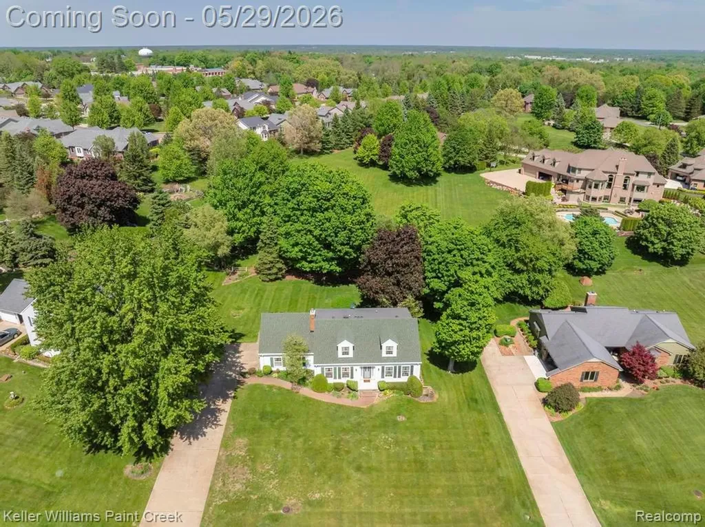 68574 Appleview Drive Washington Township MI 48095