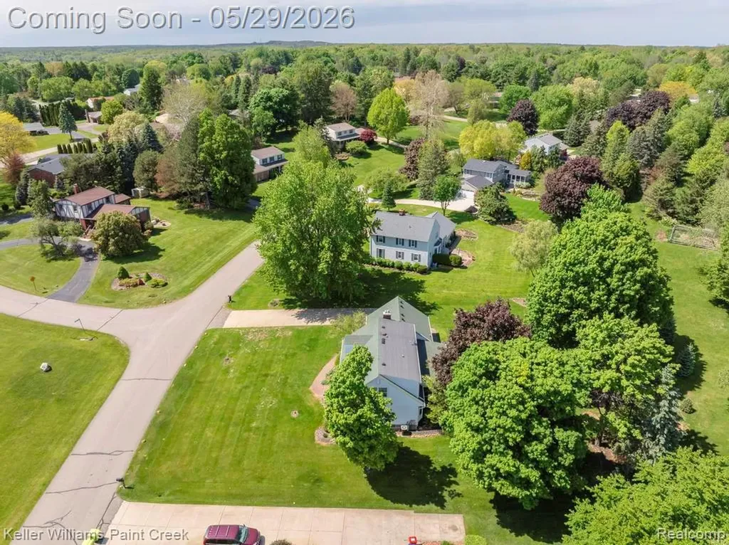 68574 Appleview Drive Washington Township MI 48095
