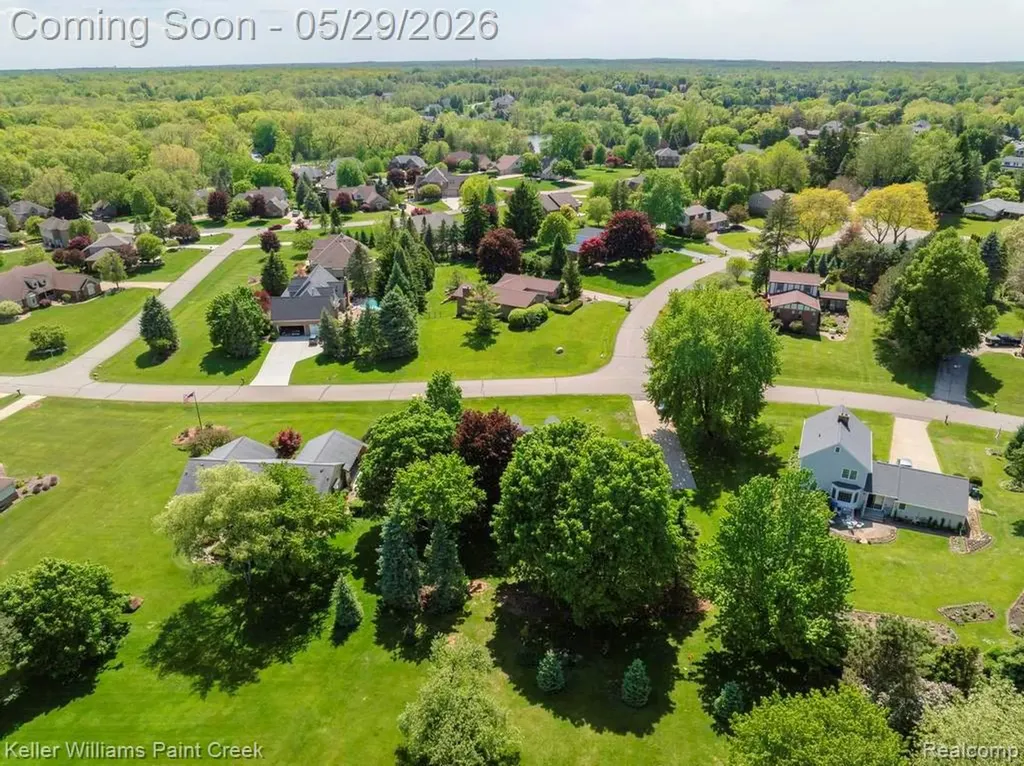 68574 Appleview Drive Washington Township MI 48095