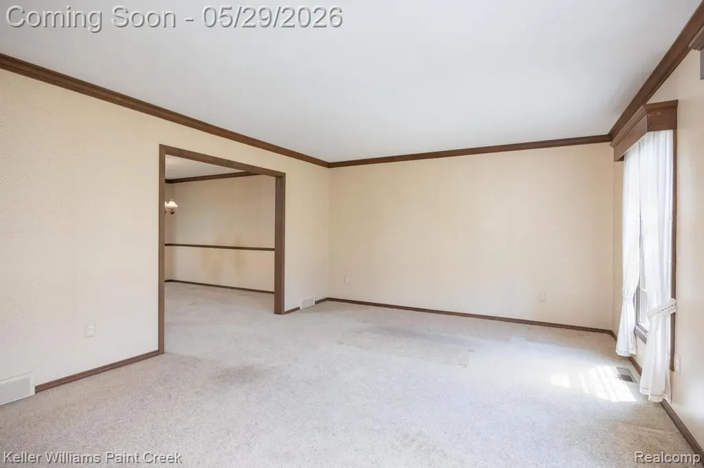 68574 Appleview Drive Washington Township MI 48095