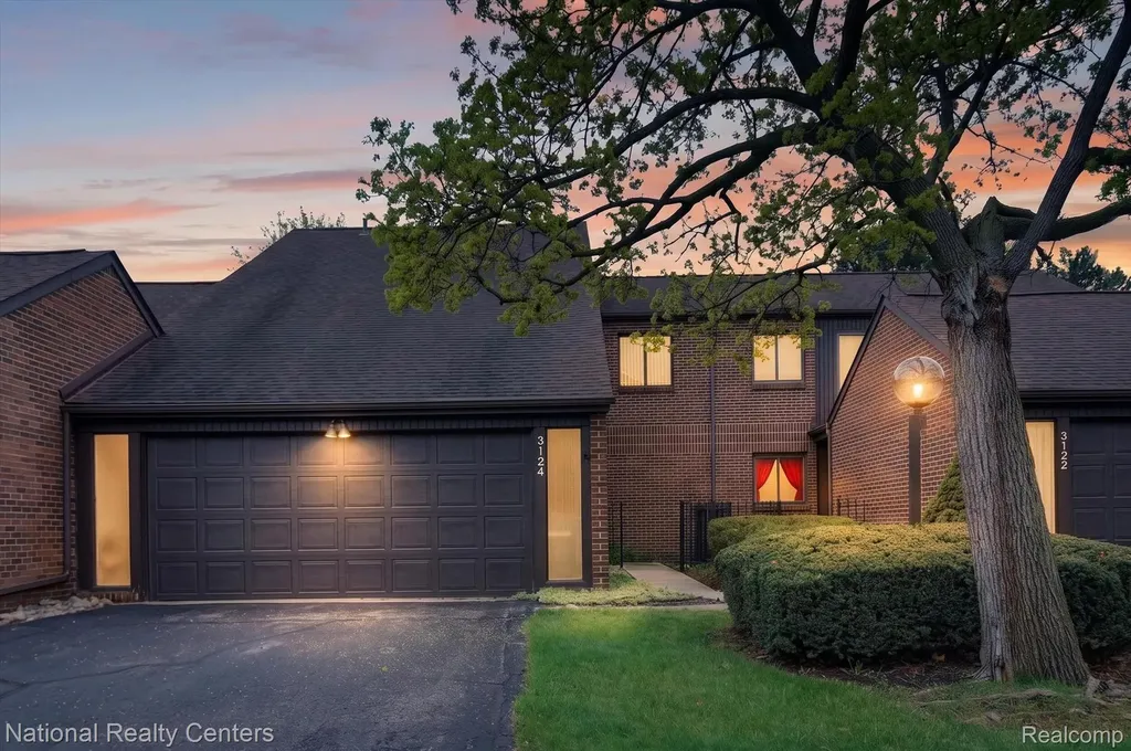 3124 Lindenwood Drive Dearborn City MI 48120