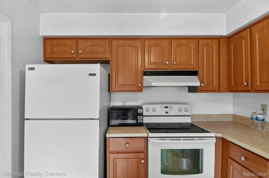 3124 Lindenwood Drive Dearborn City MI 48120