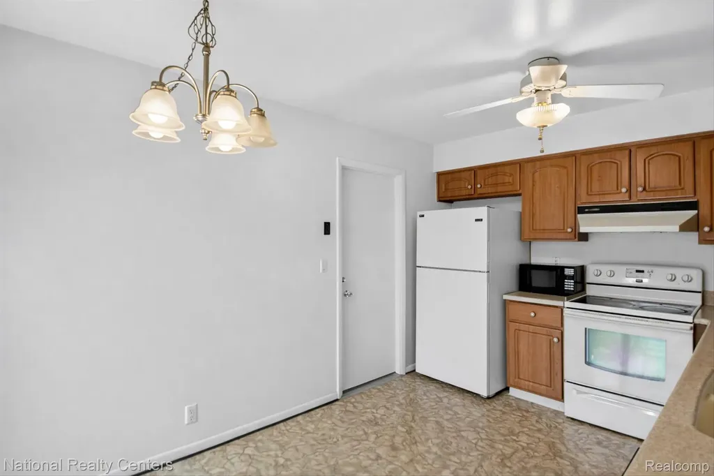 3124 Lindenwood Drive Dearborn City MI 48120