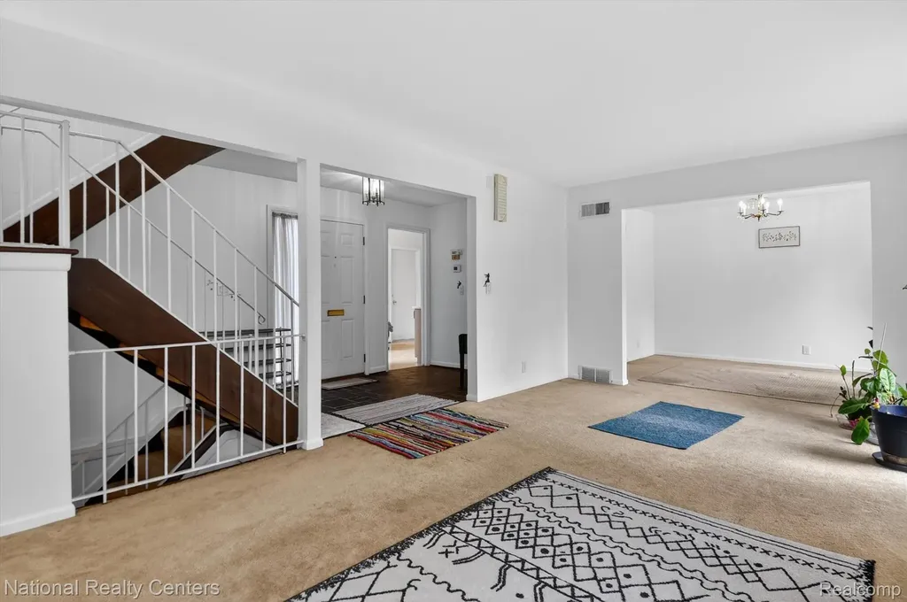 3124 Lindenwood Drive Dearborn City MI 48120
