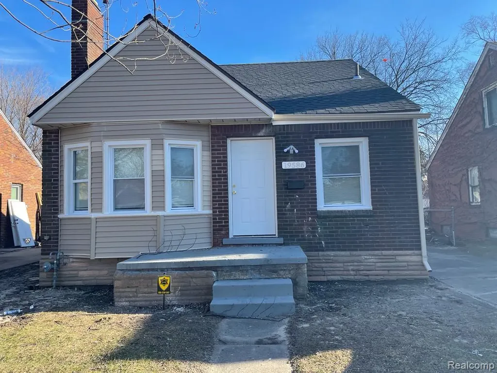 19586 Strasburg Street Detroit City MI 48205
