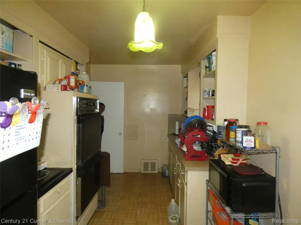 18959 Rockcastle Street Detroit City MI 48236