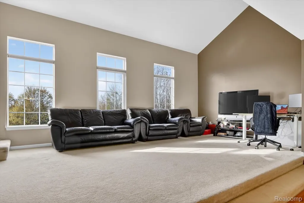 30770 Ardmore Court Novi City MI 48377