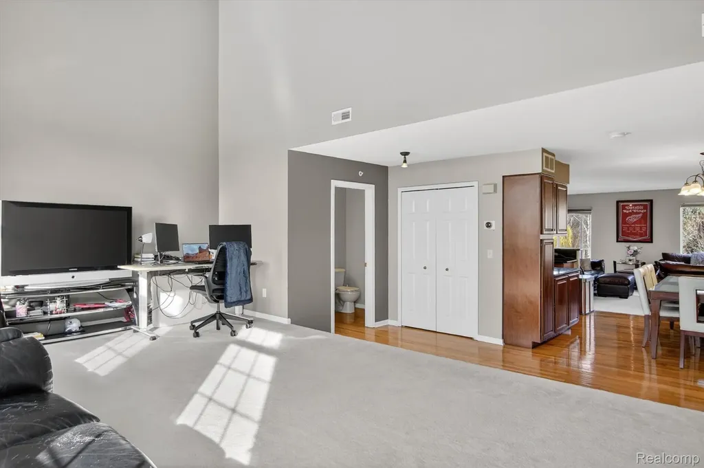 30770 Ardmore Court Novi City MI 48377
