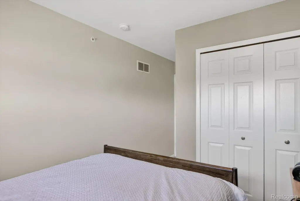 30770 Ardmore Court Novi City MI 48377