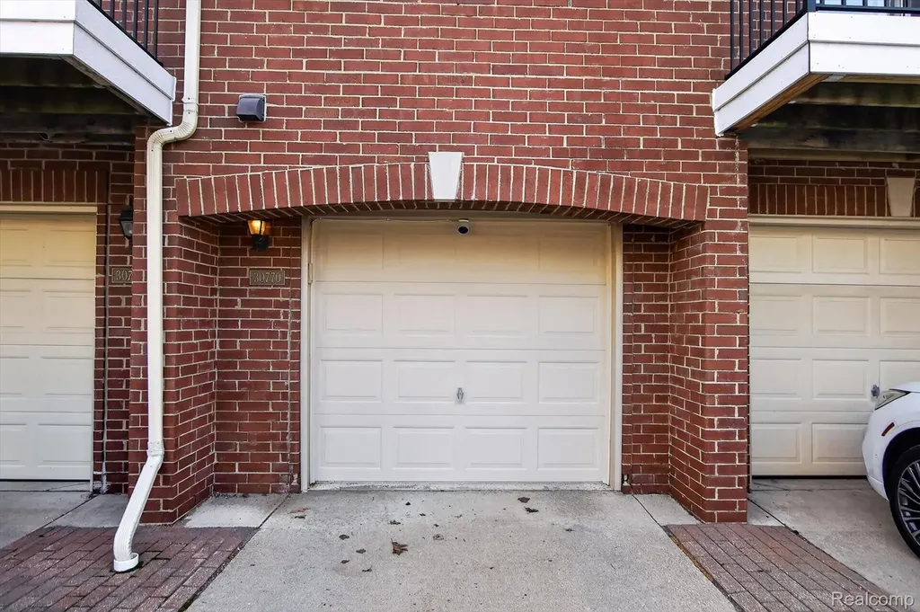 30770 Ardmore Court Novi City MI 48377