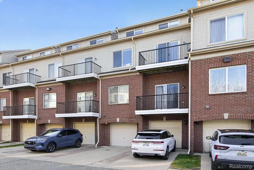 30770 Ardmore Court Novi City MI 48377