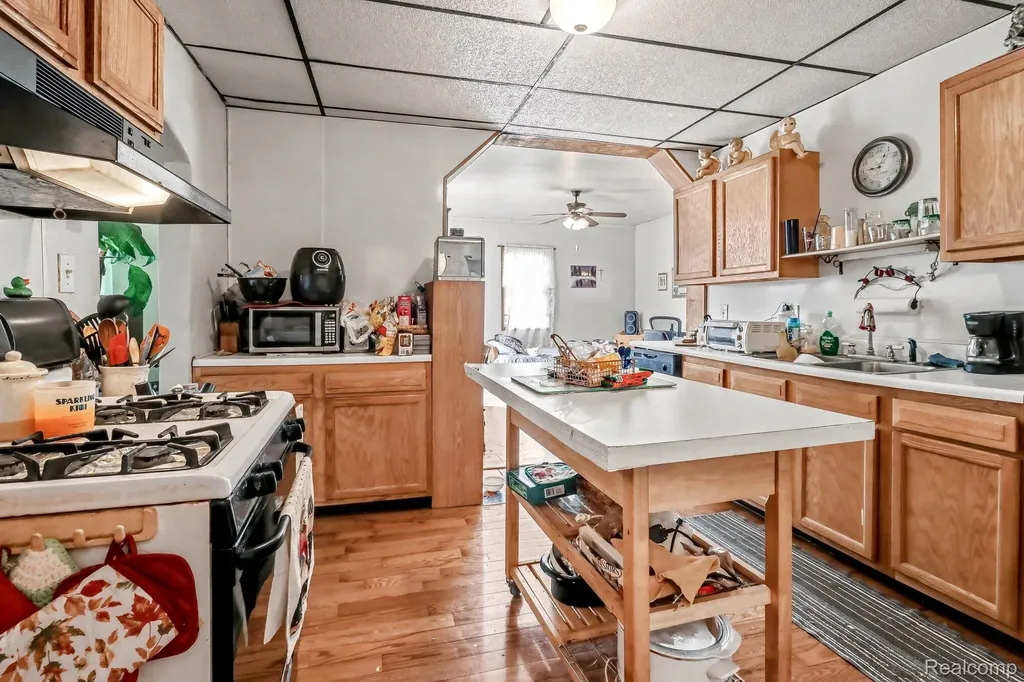 1304 Samaria Road Bedford Township MI 48177
