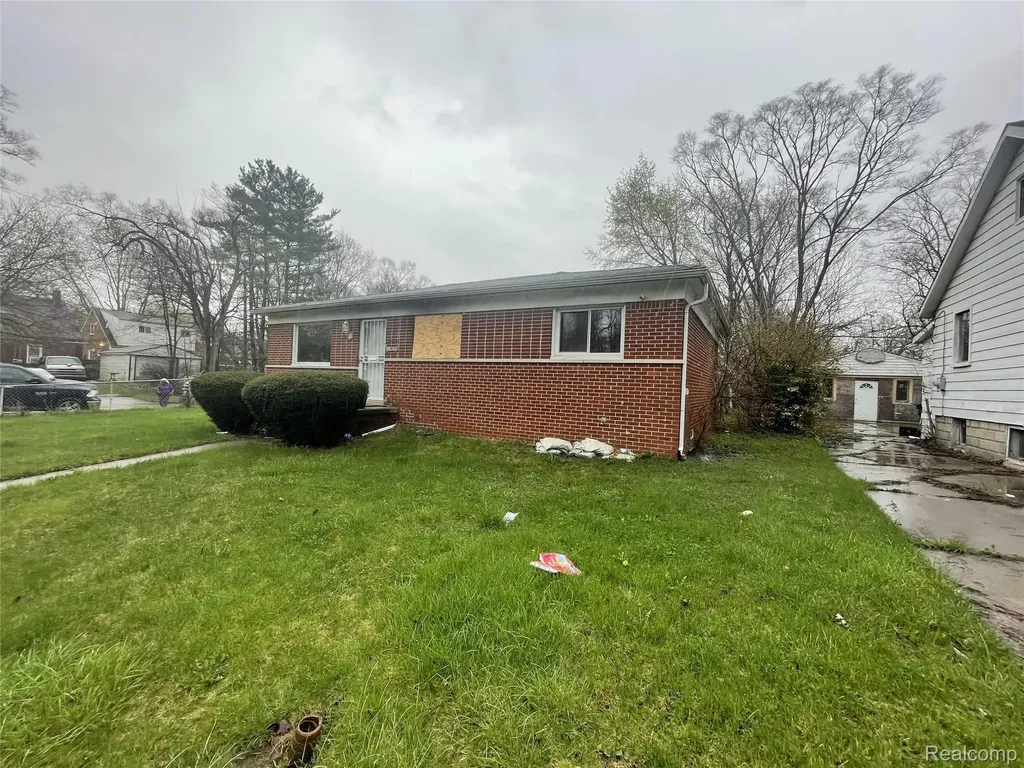 15510 Faircrest Street Detroit City MI 48205
