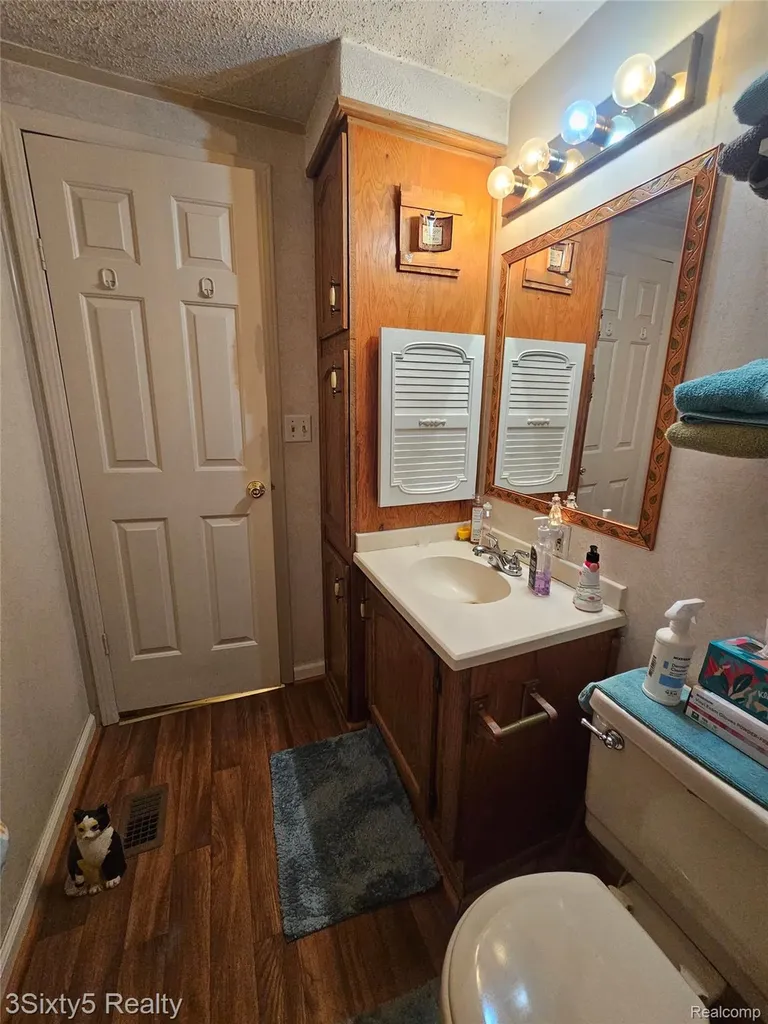 20950 Wahrman Road Huron Charter Township MI 48164