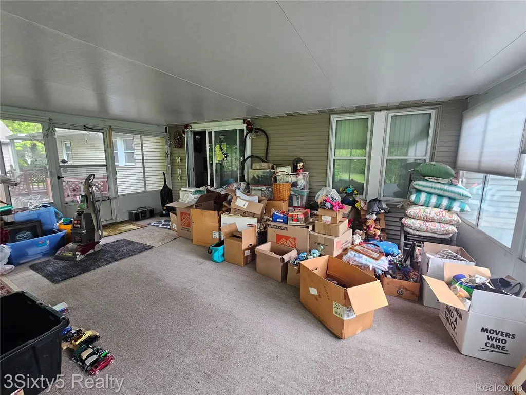 20950 Wahrman Road Huron Charter Township MI 48164