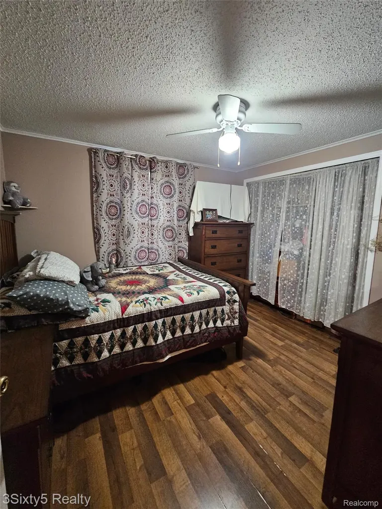 20950 Wahrman Road Huron Charter Township MI 48164