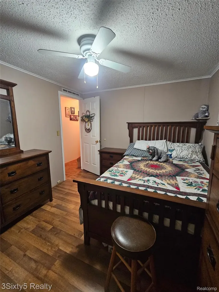 20950 Wahrman Road Huron Charter Township MI 48164