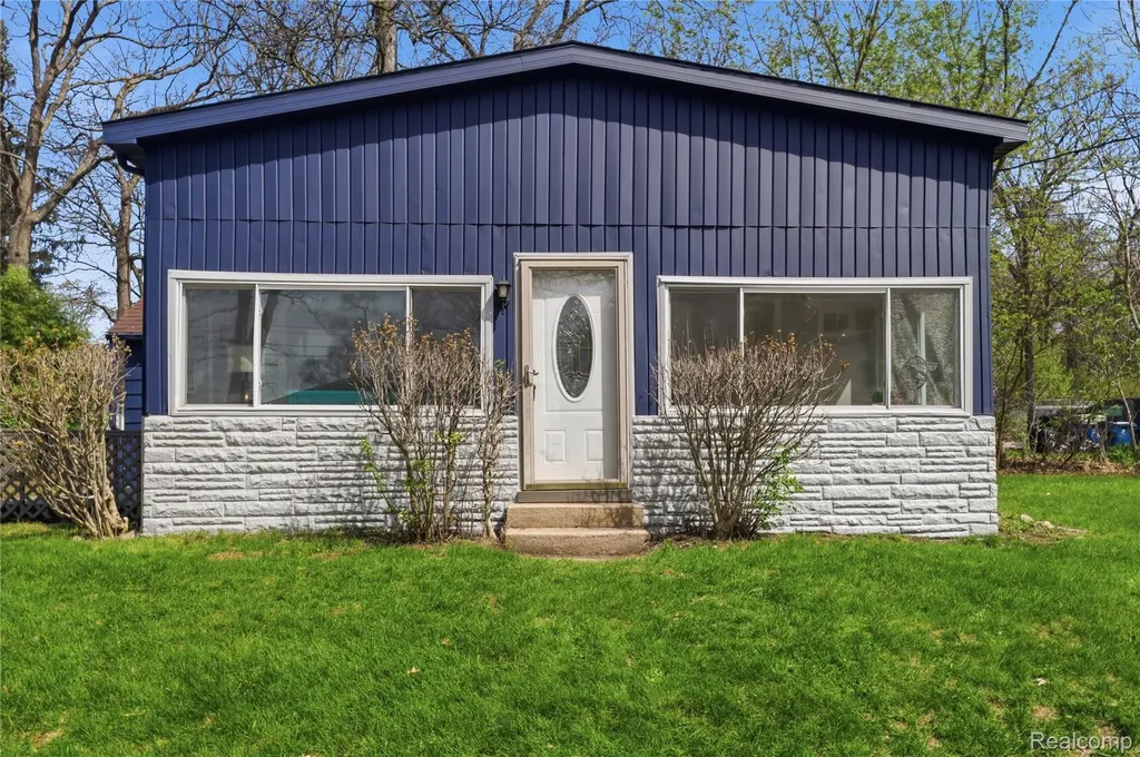 4168 Minnetonka Drive Fenton Charter Township MI 48451