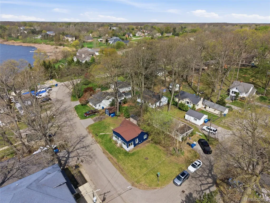 4168 Minnetonka Drive Fenton Charter Township MI 48451