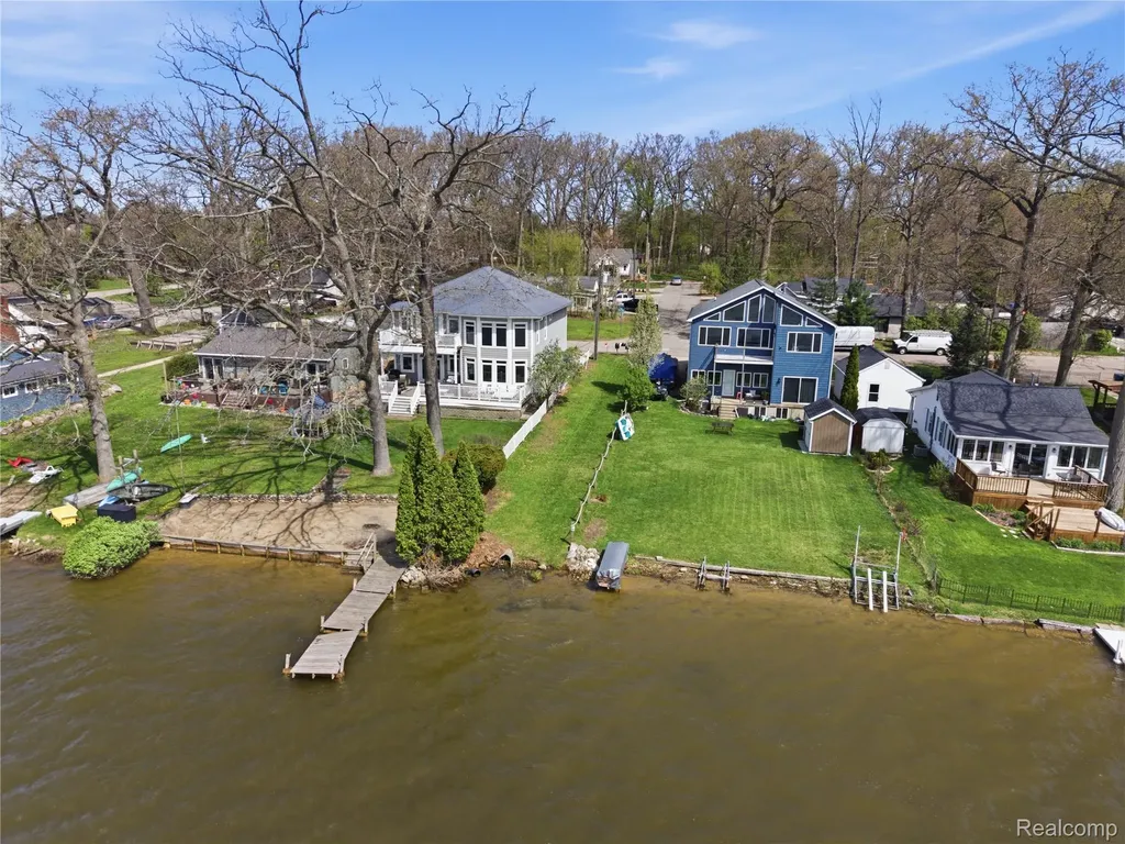 4168 Minnetonka Drive Fenton Charter Township MI 48451