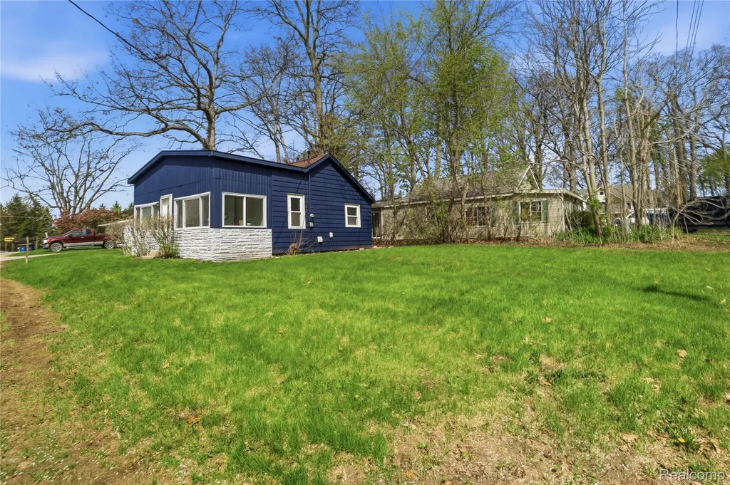 4168 Minnetonka Drive Fenton Charter Township MI 48451