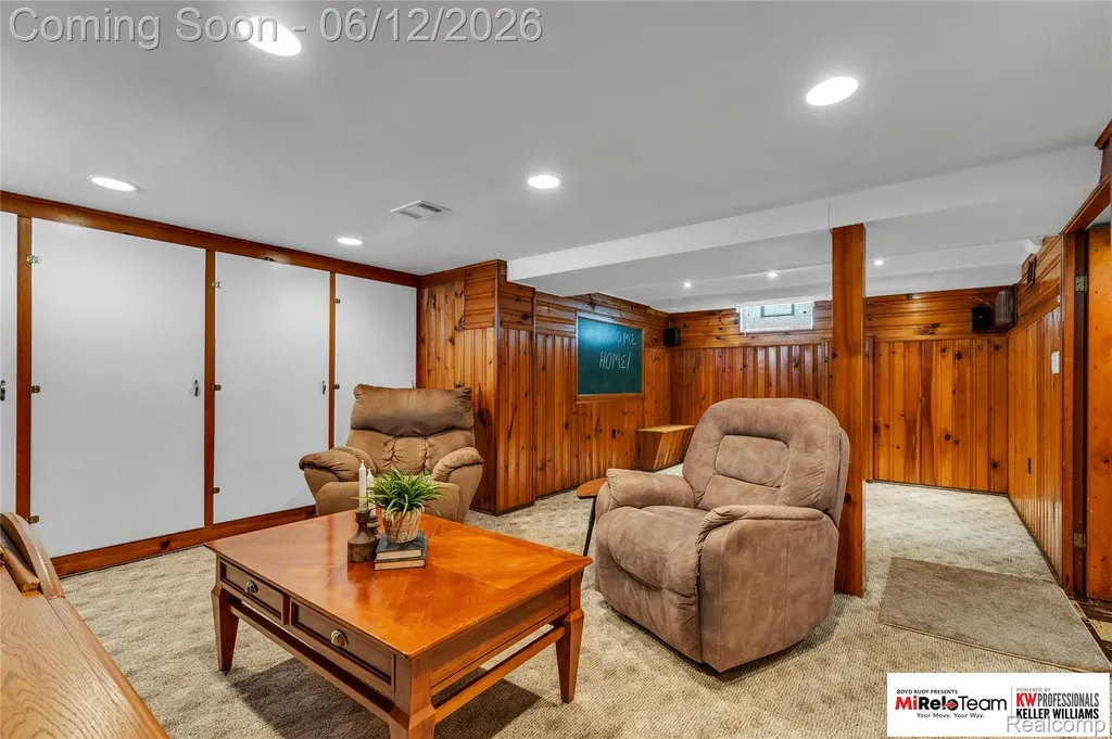 19525 Dalby Redford Charter Township MI 48240
