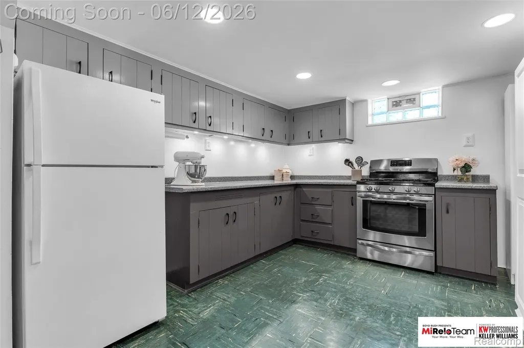 19525 Dalby Redford Charter Township MI 48240